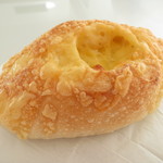 Boulangerie i+plus  - チーズのパン