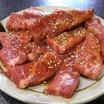 焼肉 すっきゃねん - 和牛カルビ(790円)×2