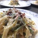 タンタ ローバ - 手打ちパスタ「タリアテッレ」サーモンのクリームソース
