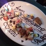 タンタ ローバ - お誕生日プレートのデザート盛り合わせ