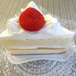 不二家 - 料理写真:三角ショートケーキ