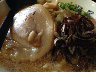 鐙屋 - 魚の味が濃く感じた味噌ラーメン