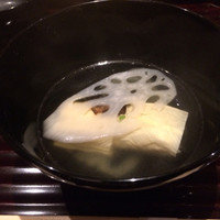 ごだん 宮ざわ - 湯葉の鰻巻と新蓮根の汁物