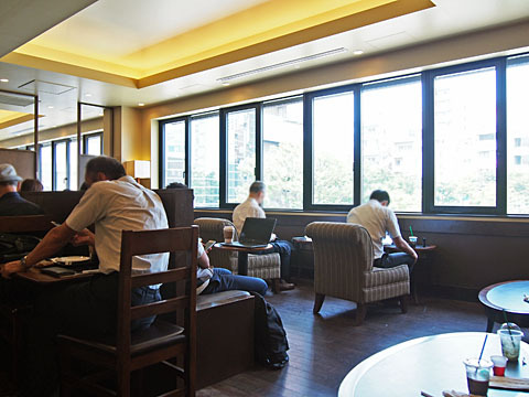 スカイツリーが正面に見えます By Chineko スターバックスコーヒー 錦糸町テルミナ2店 錦糸町 カフェ 食べログ