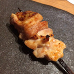 鳥さわ - かしわ(正肉)
      柔らかジューシィ