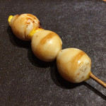 鳥さわ - 白玉(うずらの卵)
      中はトローリ(☆´Д`☆)