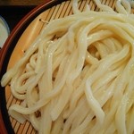 手打ち藤うどん - 手打ちのうどん、つやつや。