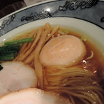 藤堂 - 燻丸（醤油）大盛　ズームアップ