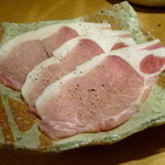 飛騨牛一頭家 馬喰一代 名古屋 - 美濃けんとんの豚ロース