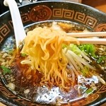 ラーメン・餃子　金平 - 麺アップ