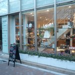 be my self - お店の外観