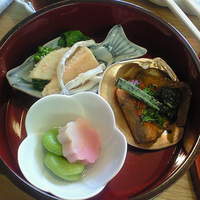 鉢の木 新館 - 入れ子膳（上段）