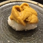 鮨 田なべ - 生雲丹の握り