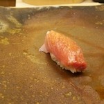 鮨 橋口 - まぐろ中とろ