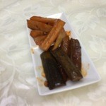 中国雲南茶苑 - ピリ辛の漬物