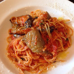 トラットリア グランボッカ - バジリコと揚げナスのトマトソース