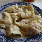 三五手工水餃生鮮專賣店 - 包みたて、茹でたて、プリップリ！「韮黄鮮肉水餃」(10粒TWD60)