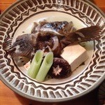 小魚料理 とみ助 - 2kg見当のアイナメの頭を酒蒸しで