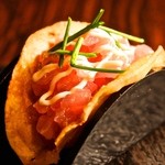 フェリア　トウキョウ - マグロのタルタル　ミニタコス仕立て
