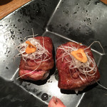 遊食屋 わらべえ - 黒毛和牛の寿司  とっても美味しい