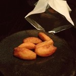 桜チップでスモークしたフライドポテト