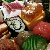 八起庵 丸太町本店 - たたき　竜田揚げ　磯辺巻き等　麩餅も