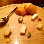 IL TEATRINO DA SALONE - 中はフロマージュでした！