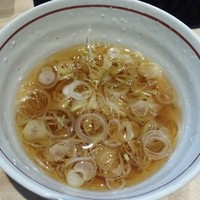 瓢斗 四条烏丸店 - 出汁、薬味のネギは お代わり自由