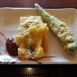 Marugame Seimen - 鱧天￥150・万願寺トウガラシ天￥140