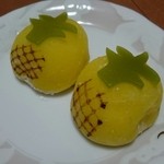 柿安口福堂 - トロピカル冷やしパイナップル大福。