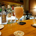 ポットスチル - モモのフルーツカクテル