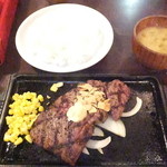 ビーフ インパクト - 平日限定　ステーキランチ　１０８０円　【　２０１５年８月　】