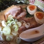 麻布ラーメン - 豚骨塩ラーメン