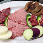 みょうが屋 - 左からマル、ヒウチ、トルネード、インサイドスカート