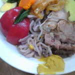 なにや - ブルーベリー麺／麺アップ：2015年8月