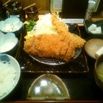 とんかつ いわい - とんかつとエビフライ