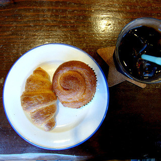 マクロビーナスとパン焼き人_1