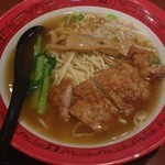 万世麺店 - ぱーこー麺。