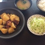 多喜亭 - 肉じゃが定食