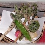 茶寮　花大和 - あえて栄養価の高い小さい野菜の天ぷら