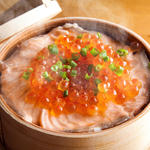 Salmon and steamed salmon roe rice