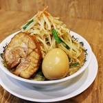 野郎ラーメン - 豚骨味玉野郎