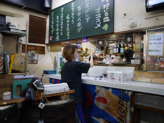 立ち飲み酒bar ぴん タチノミサカバー ピン 湘南台 立ち飲み居酒屋 バー 食べログ