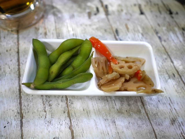 立ち飲み酒bar ぴん タチノミサカバー ピン 湘南台 立ち飲み居酒屋 バー 食べログ