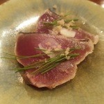 丸萬寿司 - 鰹の燻製