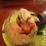 丸萬寿司 - 雲丹と蛤 リフト