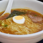 らーめんどんぐり - らーめん小で麺は140gデス