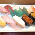 くるまや鮨鱗 - ランチ握り寿司セット　１０００円　握り１０貫　赤酢　【　２０１５年８月　】