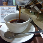 BOOK COMPASS Cafe エキュート東京店 - 砂時計が落ちて、いざカップに！