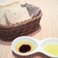 イタリアーナ エノテカ ドォーロ - ランチ　パン